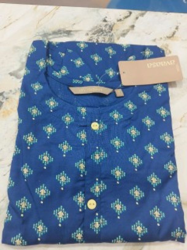 Avaasa straight cut cotton kurti