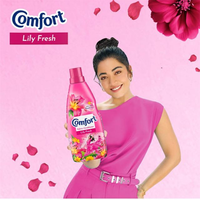 Comfort Lily Fresh Fabric Conditioner 860 ml Bottle