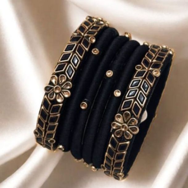 Thread bangles Model 11
