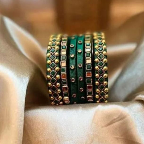 Thread bangles Model 13